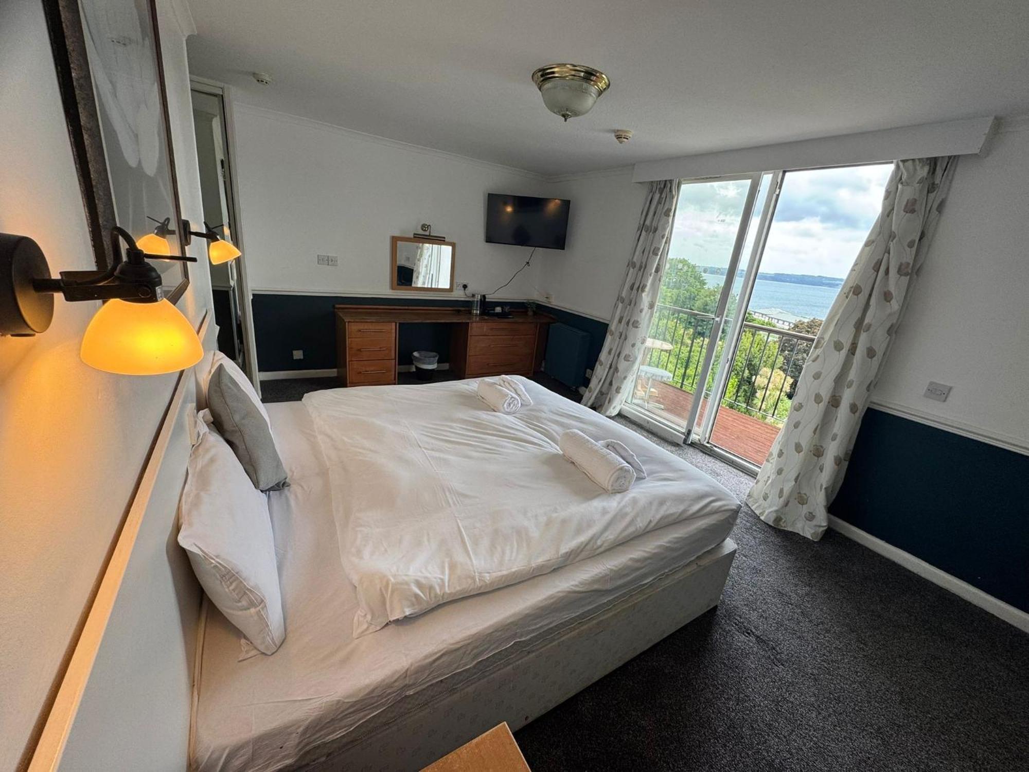 Hotel Diamond 2*